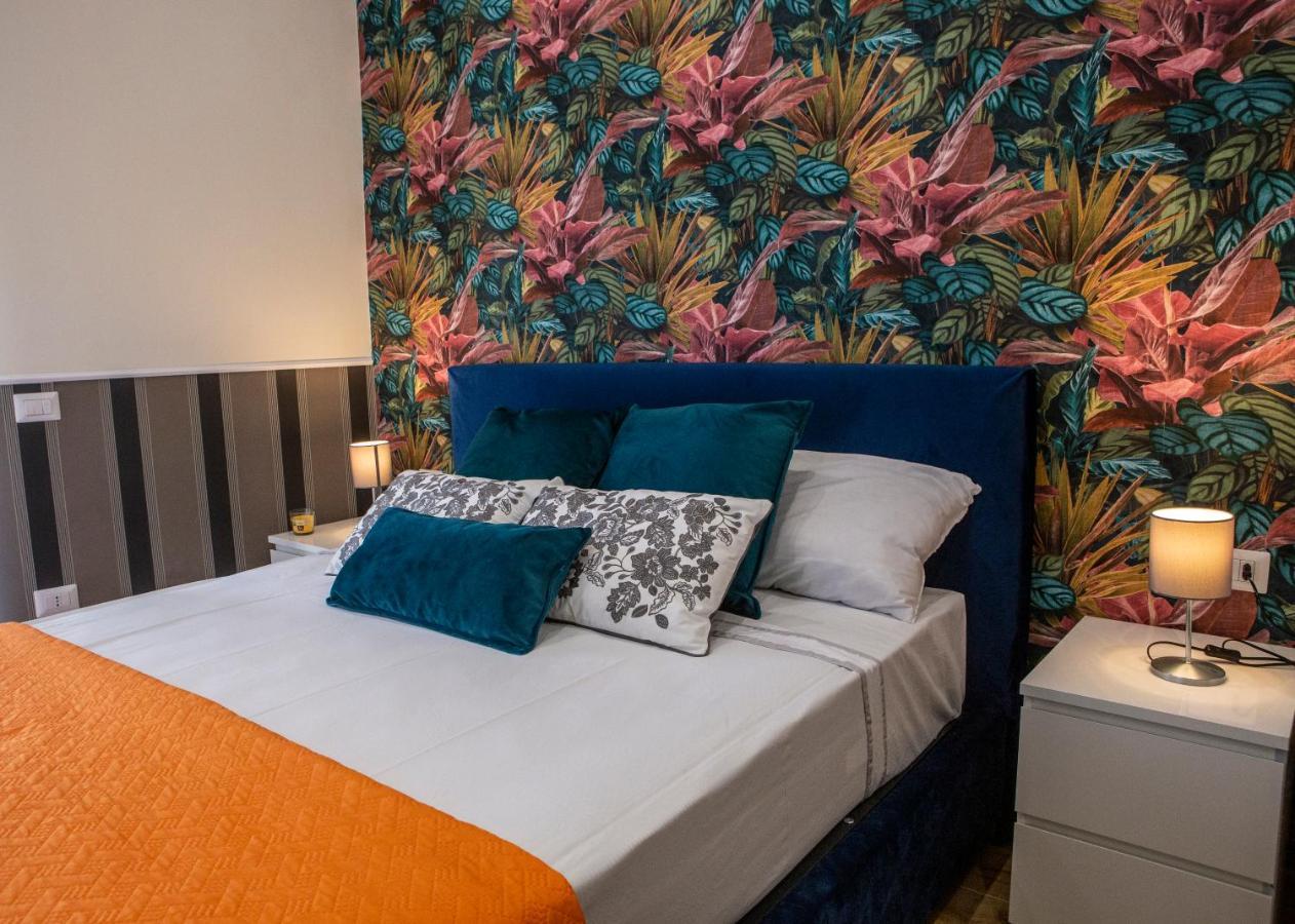 Airport Fly House Hotel Napoli Eksteriør billede